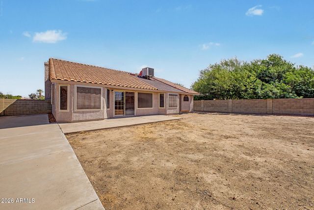 3701 E RENEE Drive, Phoenix, AZ 85050