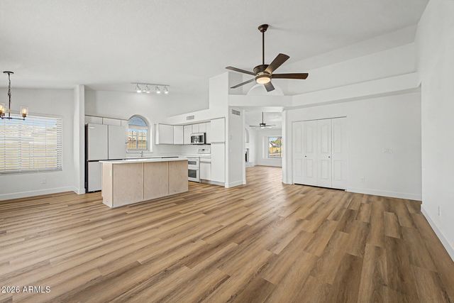 3701 E RENEE Drive, Phoenix, AZ 85050