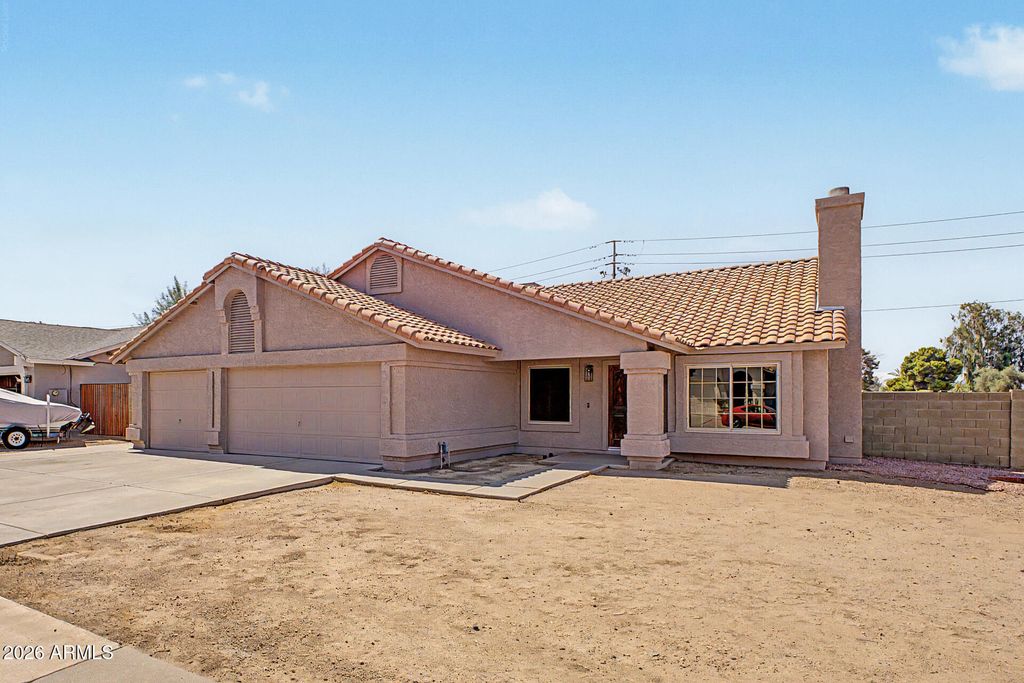 3701 E RENEE Drive, Phoenix, AZ 85050 — photo 2