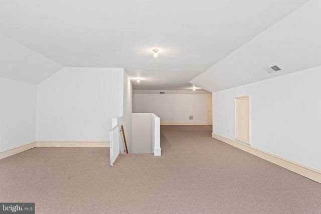 2944 UNIVERSITY TER NW, Washington, DC 20016