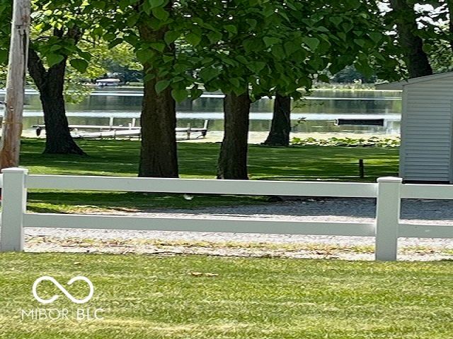 9451 S Amanda Drive, Claypool, IN 46510