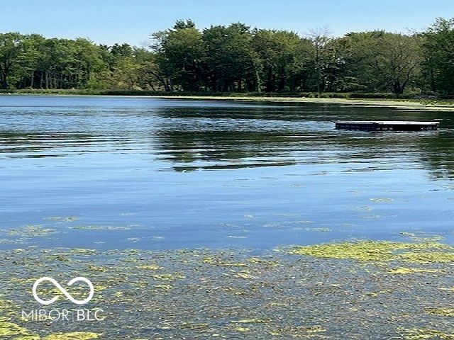 9451 S Amanda Drive, Claypool, IN 46510