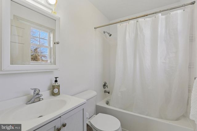 5 W D ST, Brunswick, MD 21716