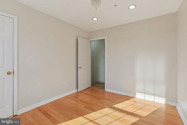 5 W D ST, Brunswick, MD 21716