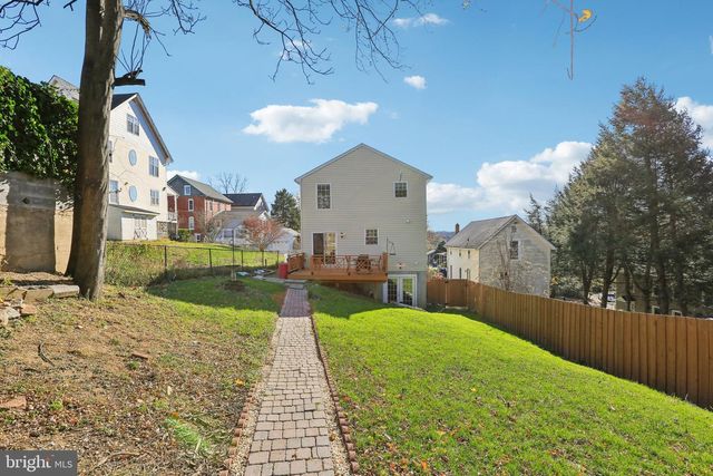 5 W D ST, Brunswick, MD 21716