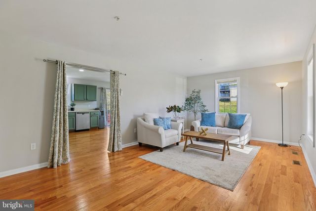 5 W D ST, Brunswick, MD 21716