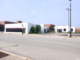 315 N 5TH Street, Springfield, IL 62702