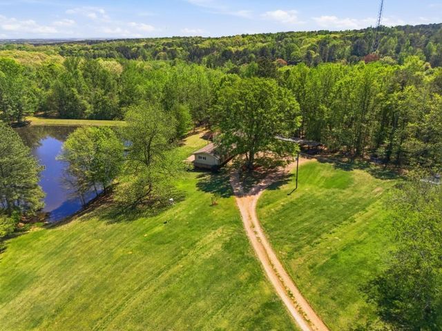 224 Old Franklin Street, Roopville, GA 30170