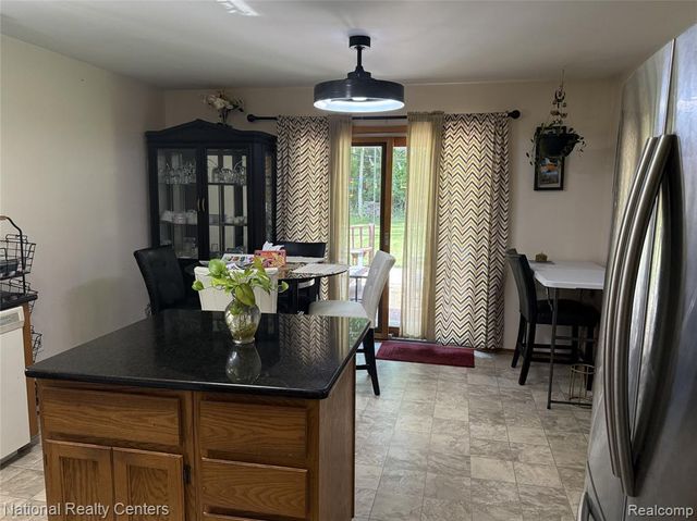 23001 Watt Drive, Farmington Hills, MI 48336