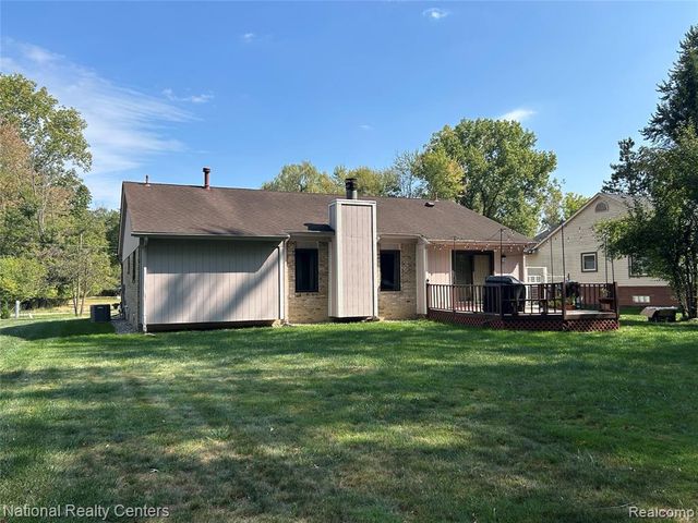23001 Watt Drive, Farmington Hills, MI 48336