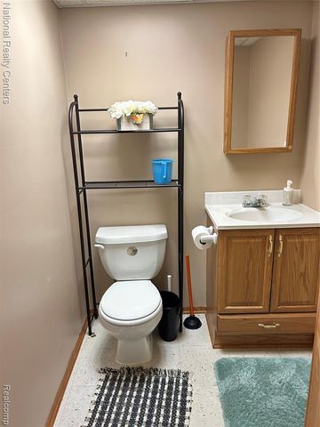 23001 Watt Drive, Farmington Hills, MI 48336