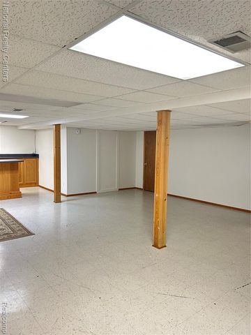 23001 Watt Drive, Farmington Hills, MI 48336