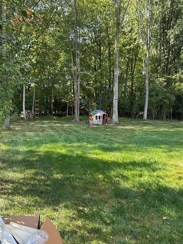 23001 Watt Drive, Farmington Hills, MI 48336