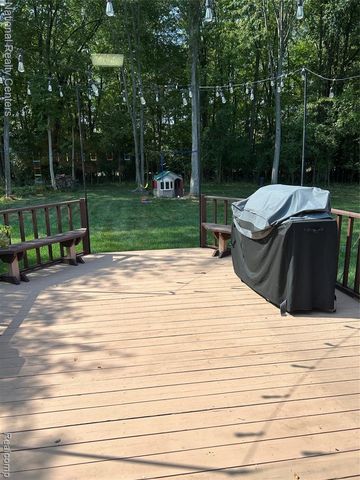 23001 Watt Drive, Farmington Hills, MI 48336