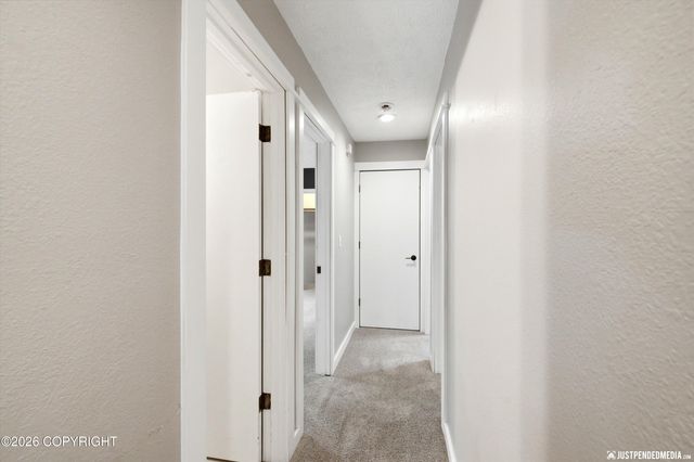 19650 S Montague Loop, Eagle River, AK 99577