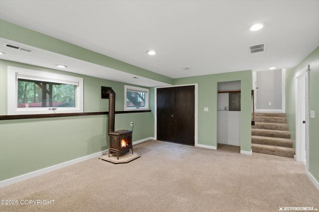 19650 S Montague Loop, Eagle River, AK 99577