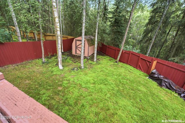 19650 S Montague Loop, Eagle River, AK 99577