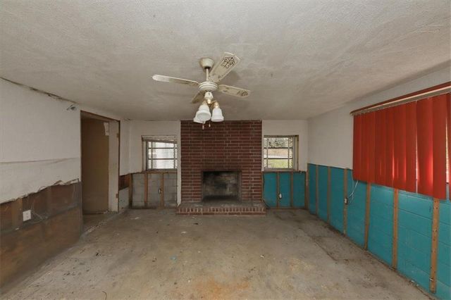 2994 Hogan Road SW, Atlanta, GA 30331