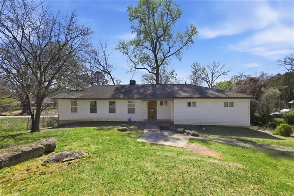 2994 Hogan Road SW, Atlanta, GA 30331