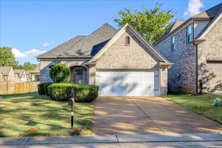 7404 APPLING RAIN DR, Unincorporated, TN 38016