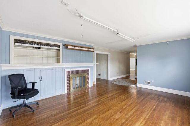 110 W Main Street, Duncan, SC 29334