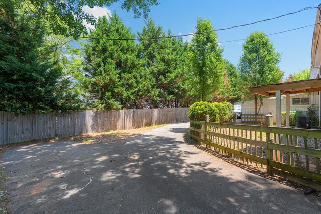 110 W Main Street, Duncan, SC 29334