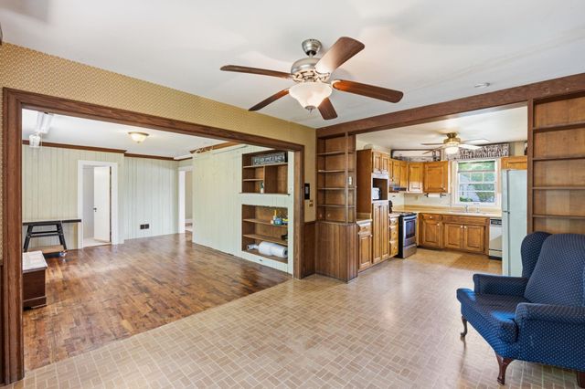 110 W Main Street, Duncan, SC 29334