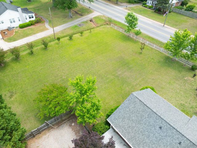 110 W Main Street, Duncan, SC 29334