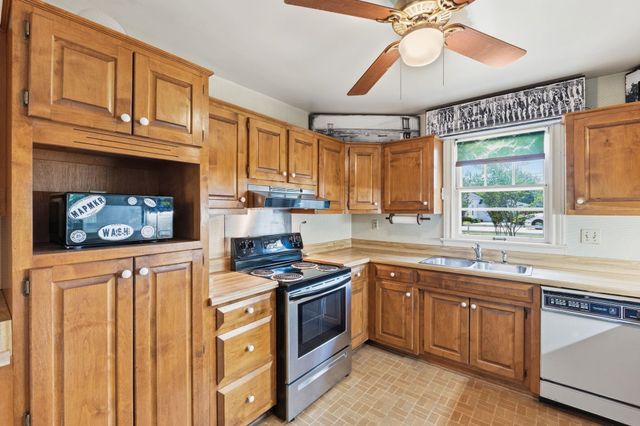 110 W Main Street, Duncan, SC 29334