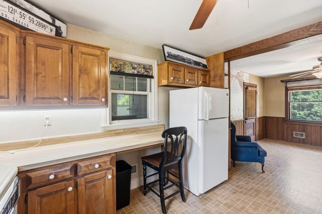 110 W Main Street, Duncan, SC 29334