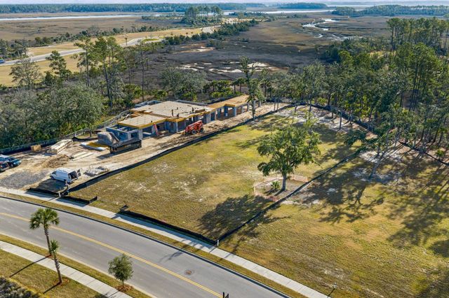 1077 Ship Builder Street, Daniel Island, SC 29492