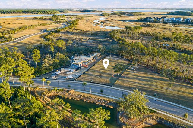 1077 Ship Builder Street, Daniel Island, SC 29492