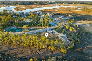1077 Ship Builder Street, Daniel Island, SC 29492