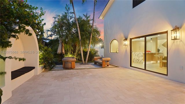 2311 SW 5th Ave, Miami, FL 33129