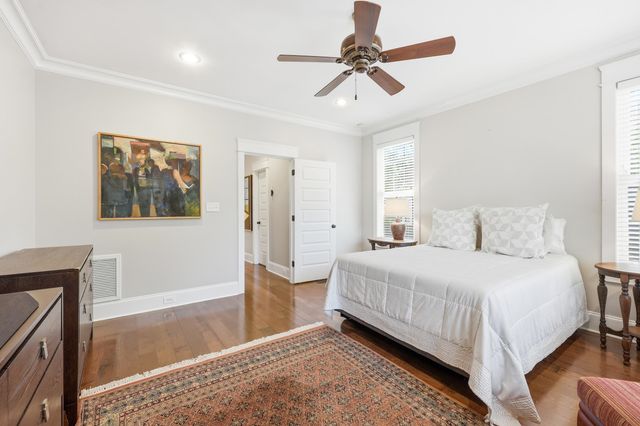 304 Hunters Oak Ct., Pawleys Island, SC 29585