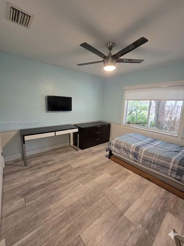 2908 N 36th Ave, Hollywood, FL 33021