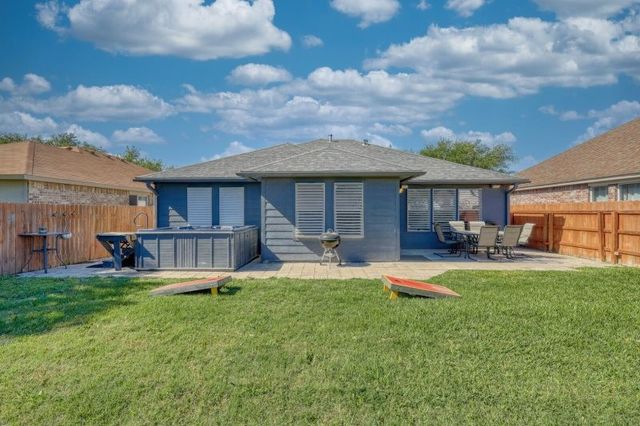 1530 Windy Oaks Dr, Aransas Pass, TX 78336