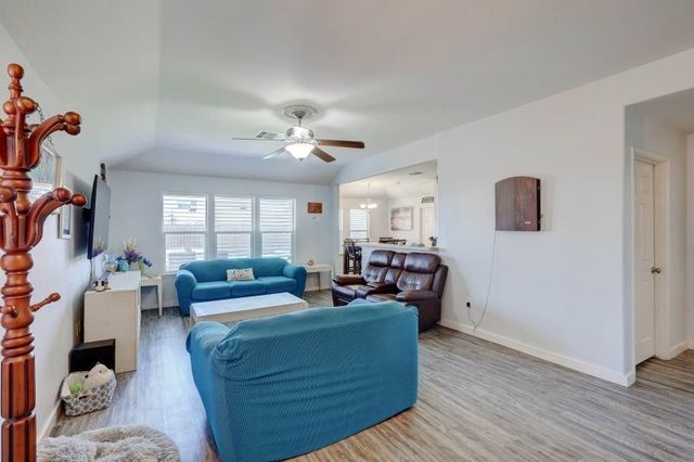 1530 Windy Oaks Dr, Aransas Pass, TX 78336