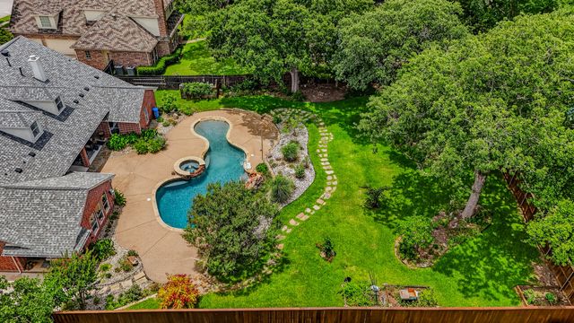 2802 Yorkshire Lane, Southlake, TX 76092