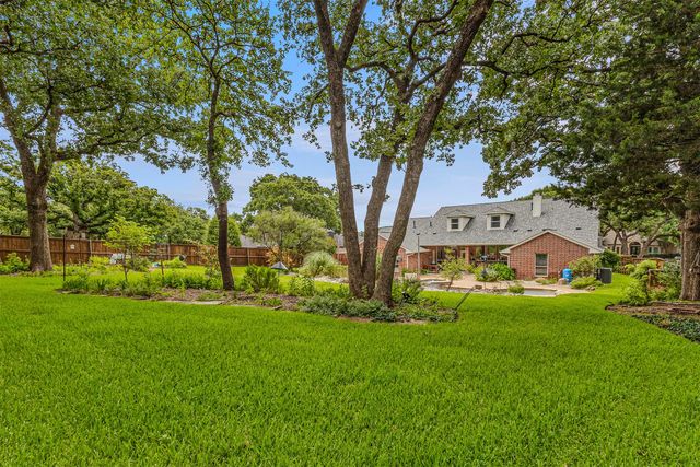 2802 Yorkshire Lane, Southlake, TX 76092