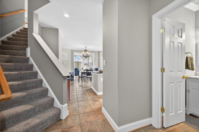 4 JACKSON PL, Middletown, VA 22645