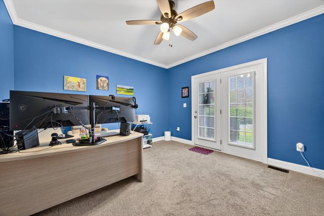 4 JACKSON PL, Middletown, VA 22645