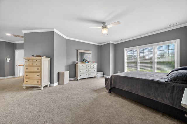 4 JACKSON PL, Middletown, VA 22645