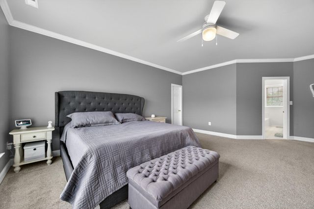 4 JACKSON PL, Middletown, VA 22645