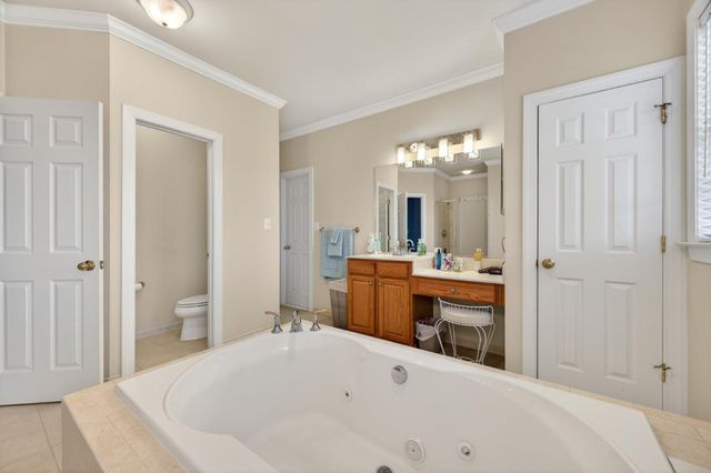 4 JACKSON PL, Middletown, VA 22645