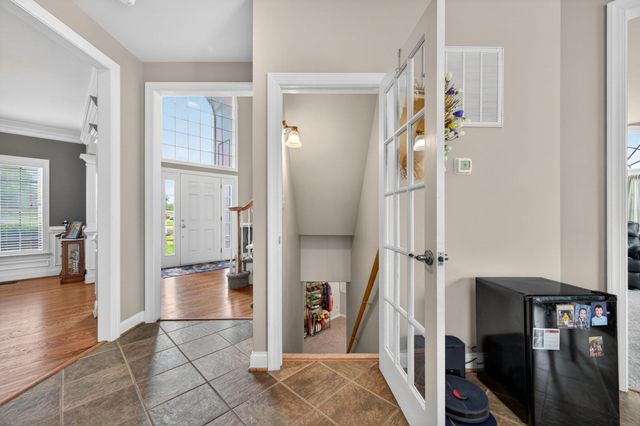 4 JACKSON PL, Middletown, VA 22645