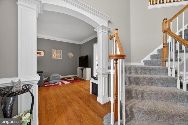 4 JACKSON PL, Middletown, VA 22645
