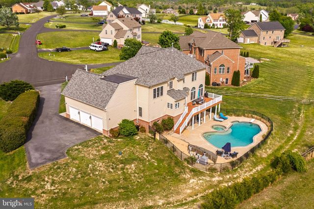 4 JACKSON PL, Middletown, VA 22645