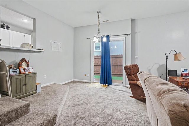 1713 E 21st Terrace, Lawrence, KS 66046