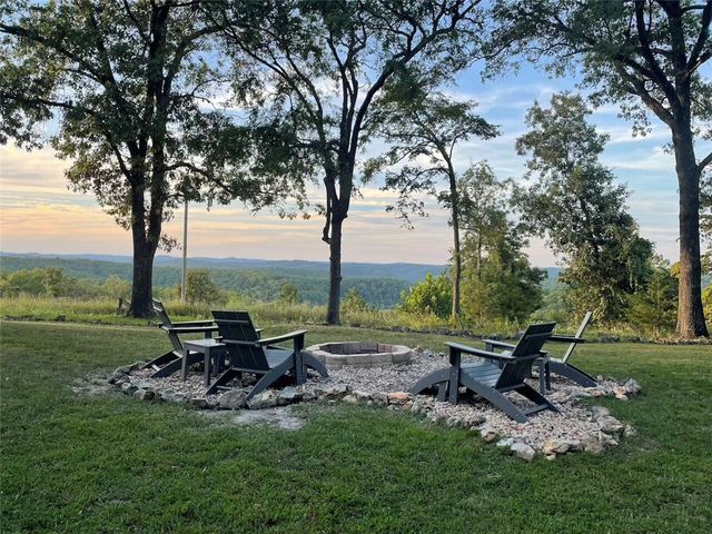 601 County Road 155, Eureka Springs, AR 72632